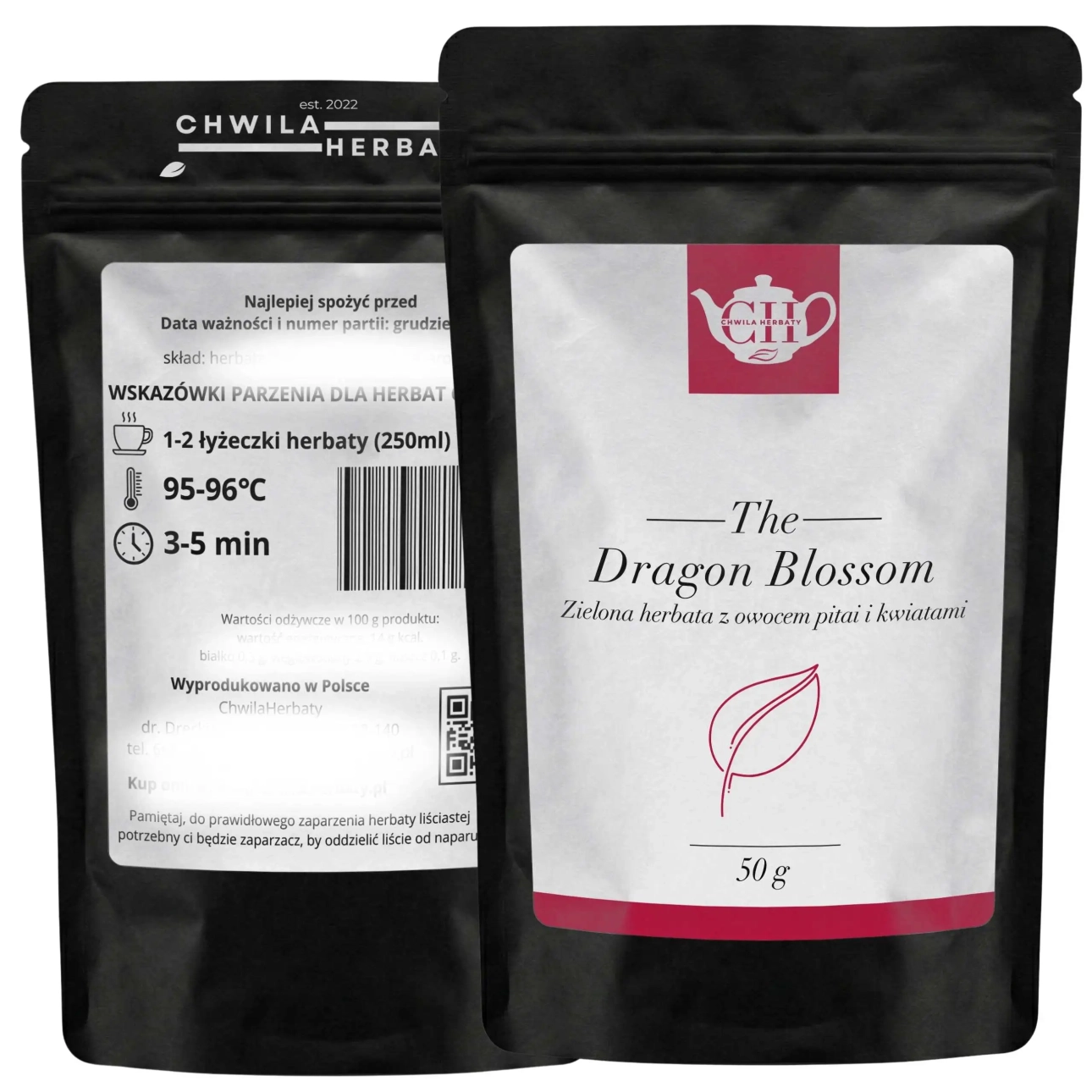 Czarny doypack dwustronny z data ważności, instrukcją parzenia oraz składem zielonej herbaty liściastej sencha