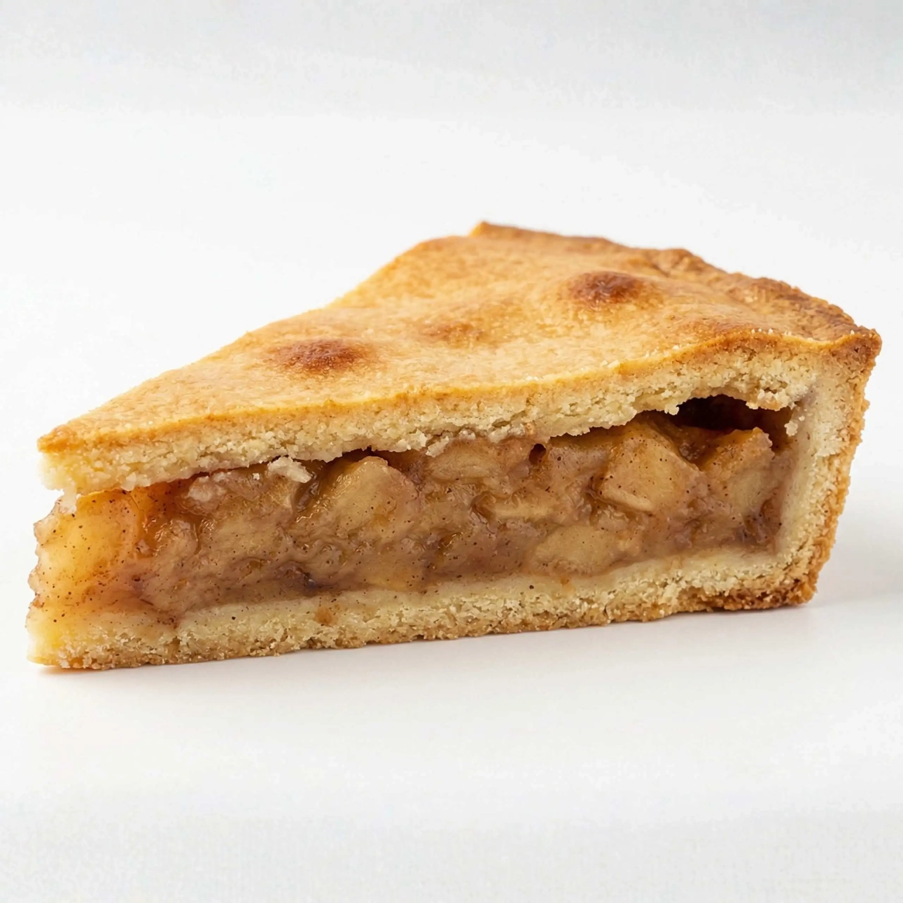 Szarlotka z jabłkiem, rodzynką i cynamonem