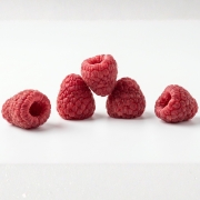 Malina liofilizowana cały owoc 100 g – 100% malina bez dodatku cukru