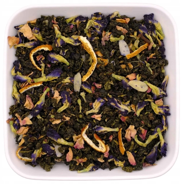 Herbata oolong z pomarańczą, migdałem, klitorią i cynamonem 50 g - Niebieska Choinka