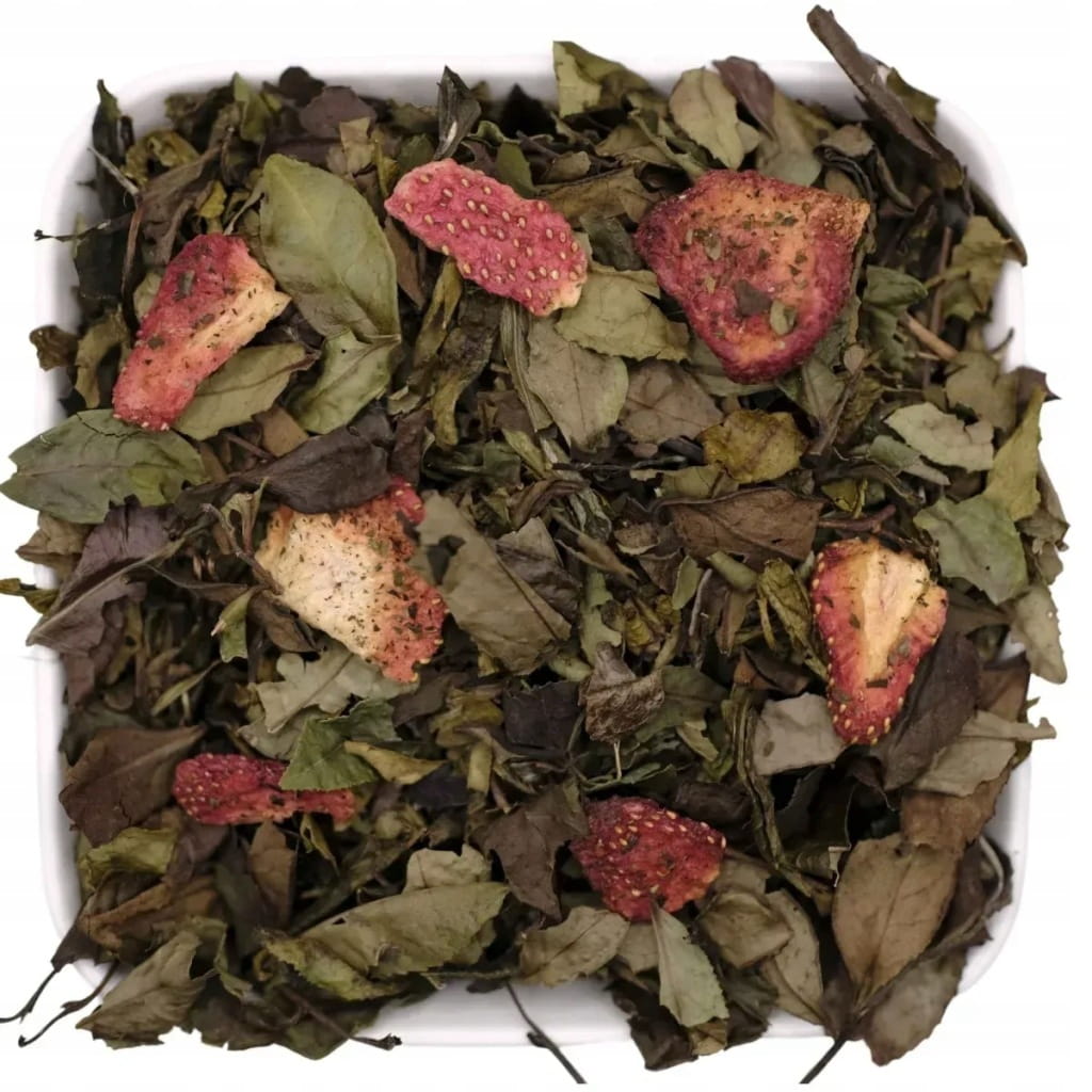 Biała herbata liściasta z truskawką w szampanie 50 g - Strawberry Champagne